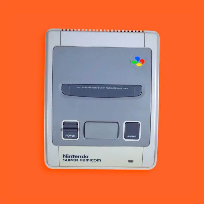 Consola Super Famicom con Caja